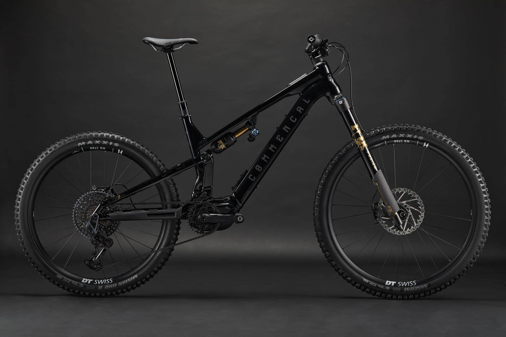 COMMENCAL META POWER SX AVINOX PODIUM PURE BLACK 2027