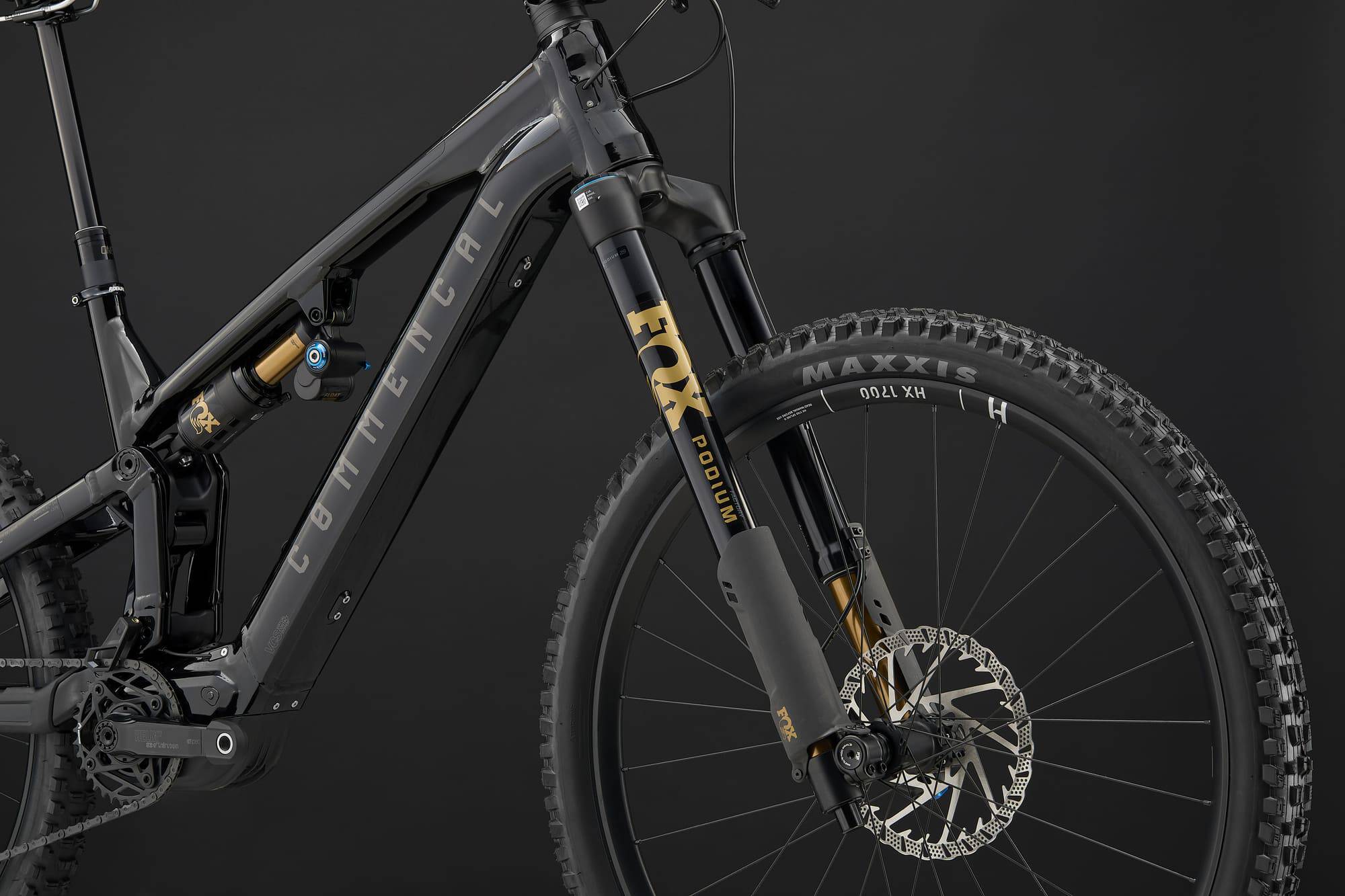 COMMENCAL META POWER SX AVINOX PODIUM PURE BLACK 2027