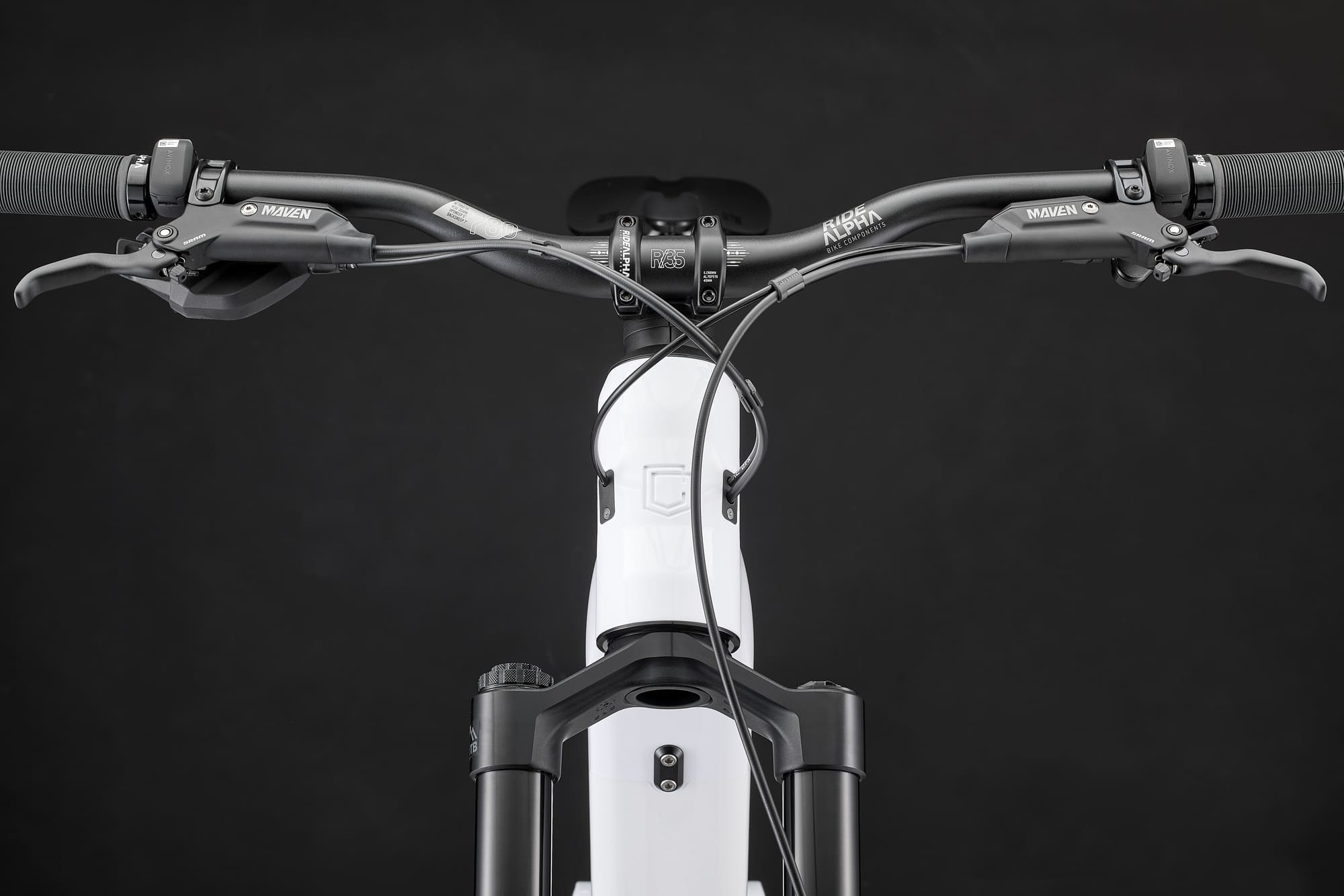 Commencal Meta Power Avinox