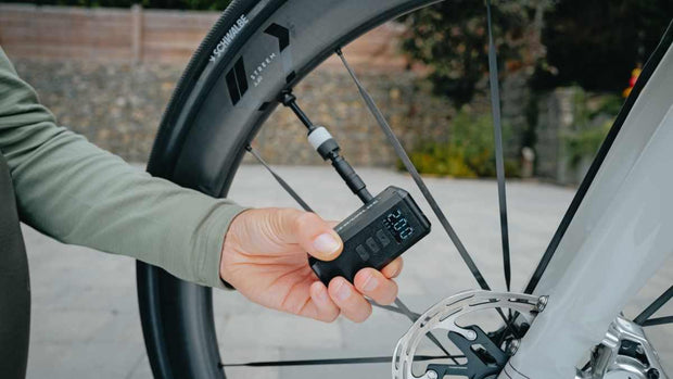 Schwalbe E-Micro Electric Mini Pump - Black